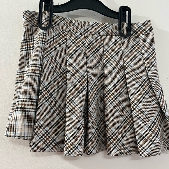 NWT Zara mini skirt for girls, SIZE 10. - Picture 4 of 5